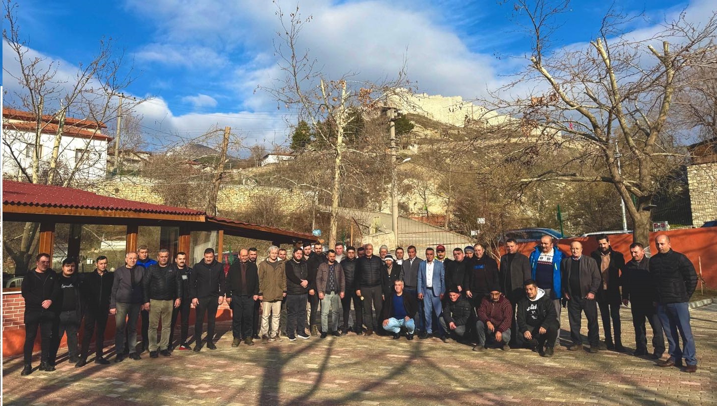 �izikci temizlik �al??anlar? ile bir araya geldi