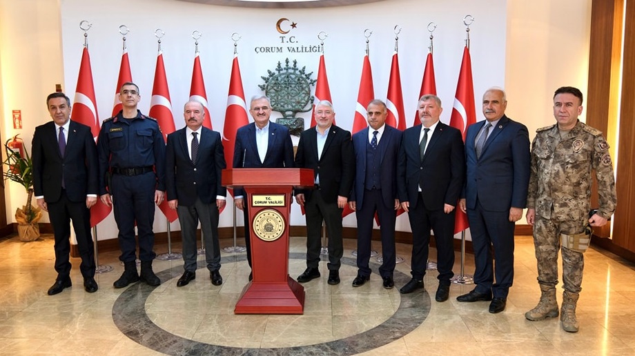 Bakan Yard?mc?s? Ba?kanl???nda Sahipsiz Sokak Hayvanlar? Toplant?s? Yap?ld?