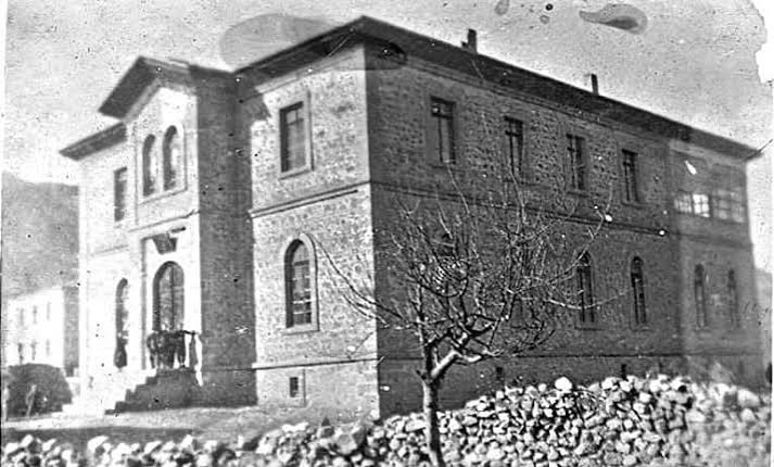 Tarihi okulların restorasyonunda önemli adım
