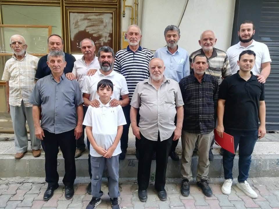 Saadet Partisi’nde 3 ilçe başkanı, güven tazeledi