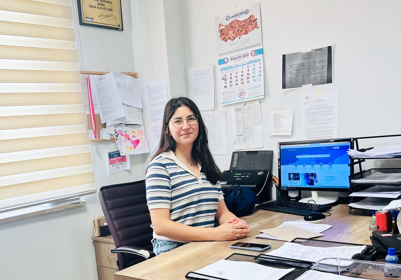 G�z Hastal?klar? Uzman? Dr. G�lbeste Tekin hasta kabul�ne ba?lad?