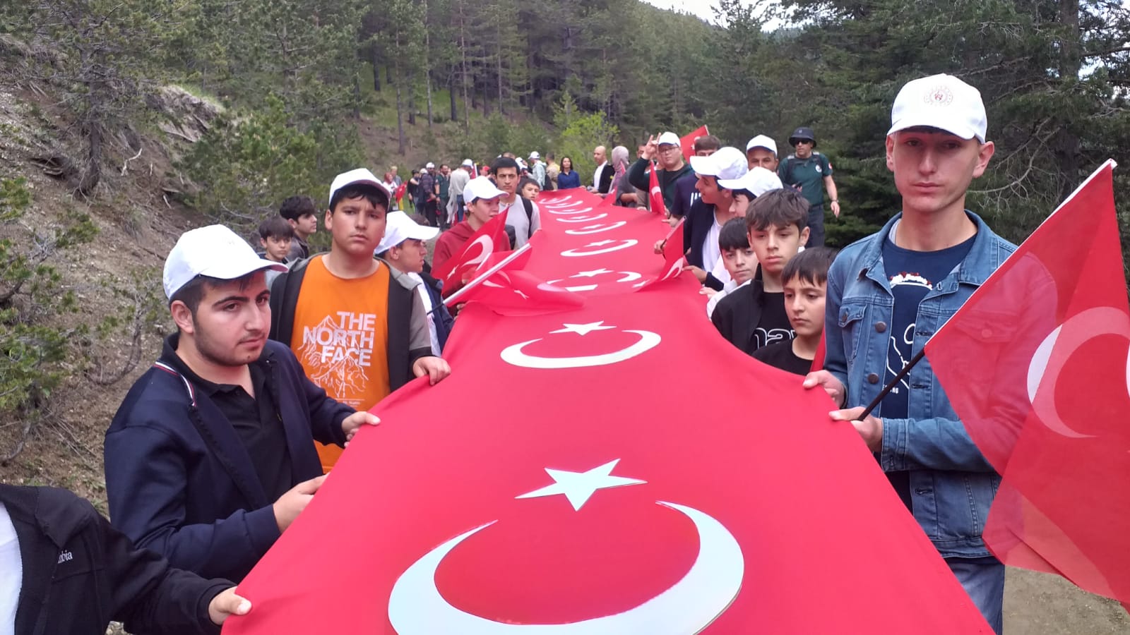 İskilip’te doğa yürüyüşü ve yayla şenliği 