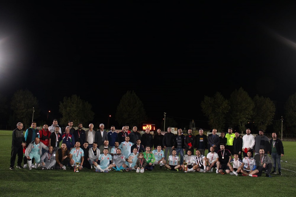 Futbol Turnuvasının Şampiyonu Tebessüm Market oldu