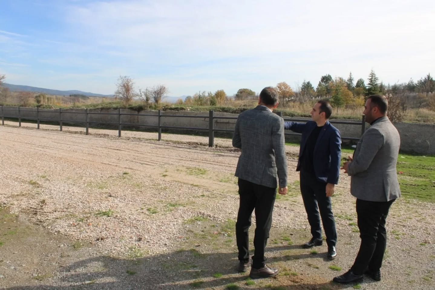 Kaymakam Polat, Onarımı Tamamlanan Kurusaray Pazar Yerini inceledi