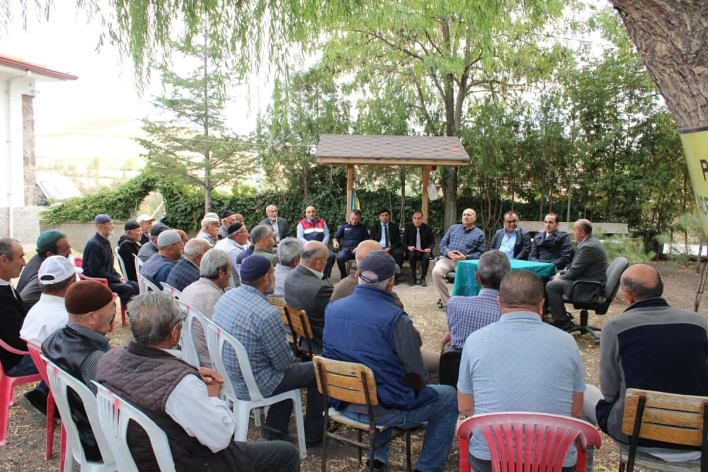 Kaymakam Polat, Kayaağzı Köyünde Vatandaşlarla Buluştu