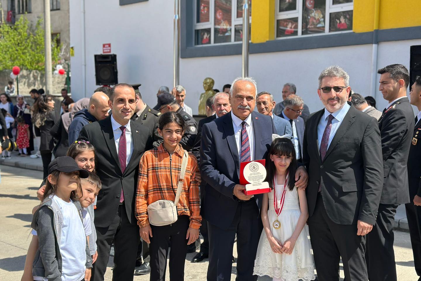 ?skilip'te 23 Nisan Bayram? Renkli Etkinliklerle Kutland?