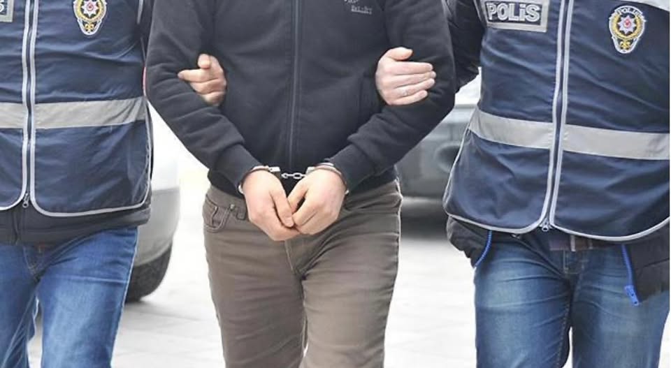 18 Y?l 4 ay hapis cezas? olan ?ah?s yakaland?